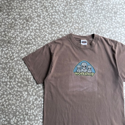 TULTEX / ALIEN WORK SHOP T-shirt size L