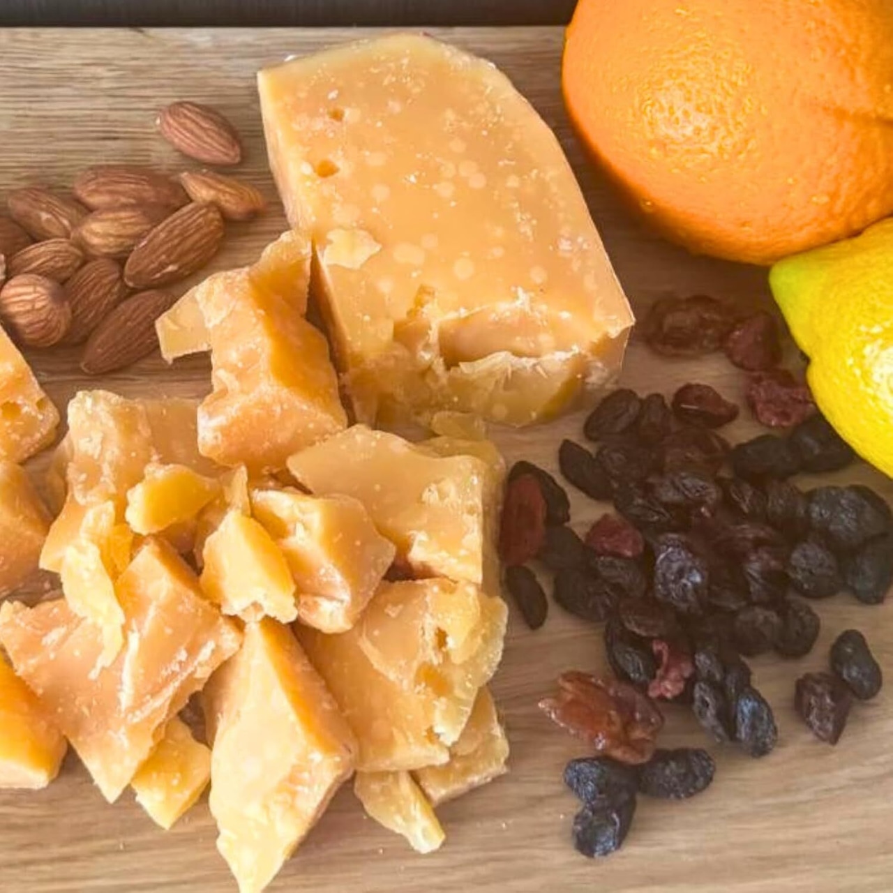 オランダ産 ゴーダ 長期熟成 36ヶ月+ 熟成 100g 熟成 ハード チーズ 切りたて Aged Hard Cheese Handcrafted Artisan Freshly Cut GOUDA 36M+ Aged 100g