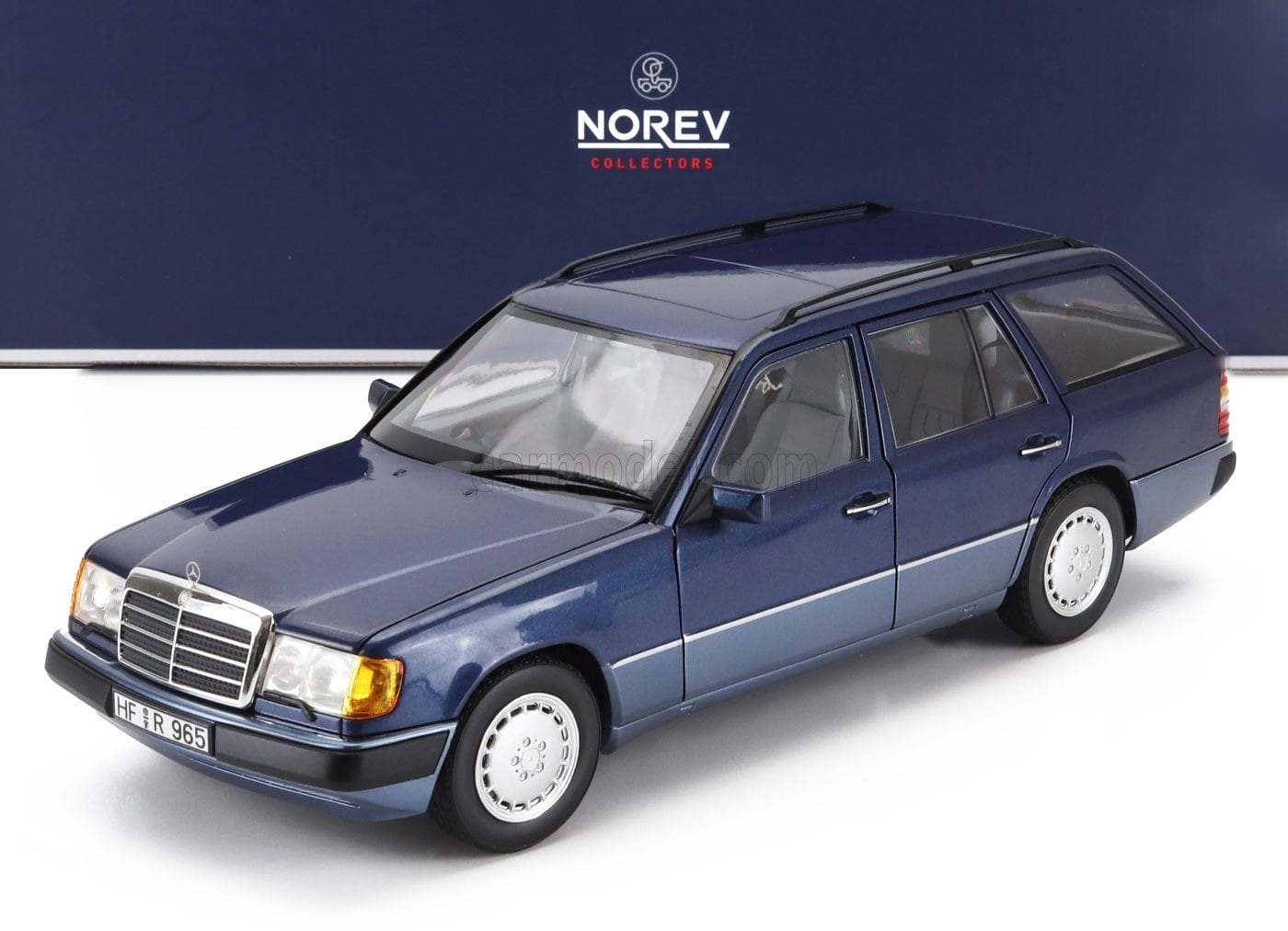 304-054 ノレブ 1/18 メルセデスベンツ 500 E 1990 304-054 ノレブ 1