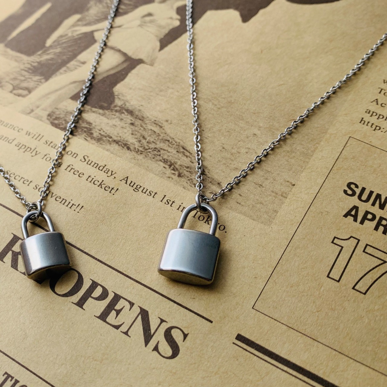 ステンレスパドロックネックレス（Mサイズ）