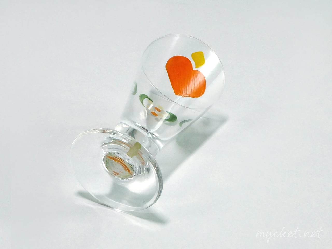 Johansfors「Brinnande hjärtan」シュナップスグラス【2】（ヨハン