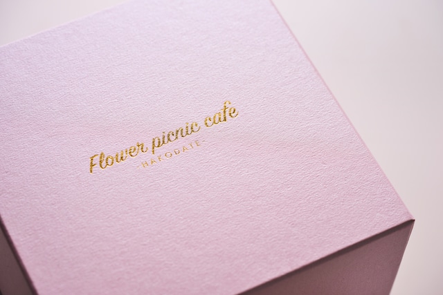 【Peach Pink】食べられるお花のボックスフラワーケーキ
