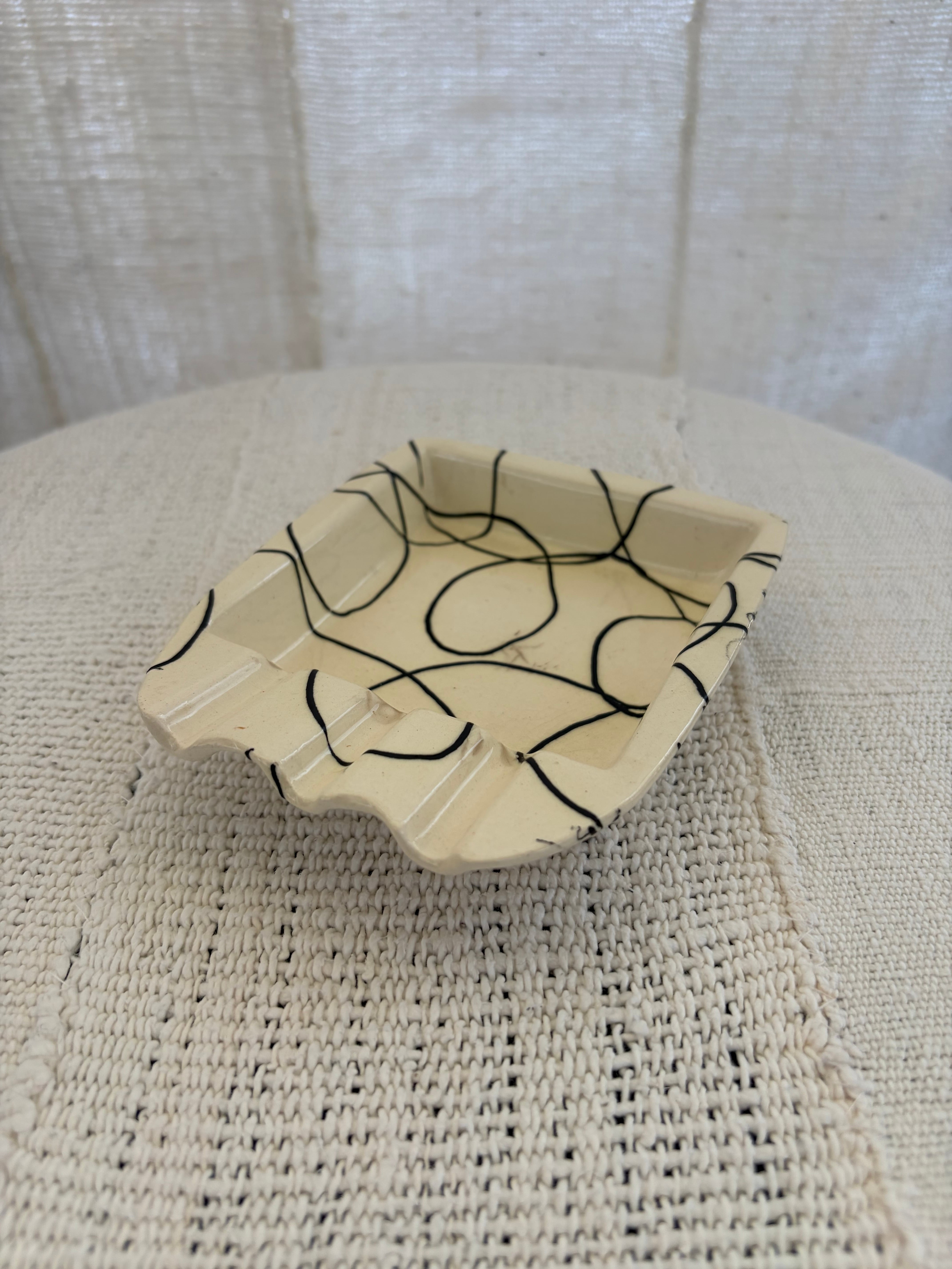 Vintage Nemadji Pottery Red Swirl/ ヴィンテージ ネマージ 陶器 | hemm