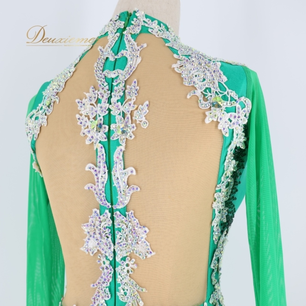 社交ダンス 衣装 スタンダード ドレス スタンダードドレス ワンピース 緑 デモ 競技 フロート レース 白 パール 高級感 上品 グリーン系 ホワイト系 ドレス おしゃれ スカート 6枚重ね 豪華 派手 大人 レディース フォーマル 大会用 競技会用 パーティー