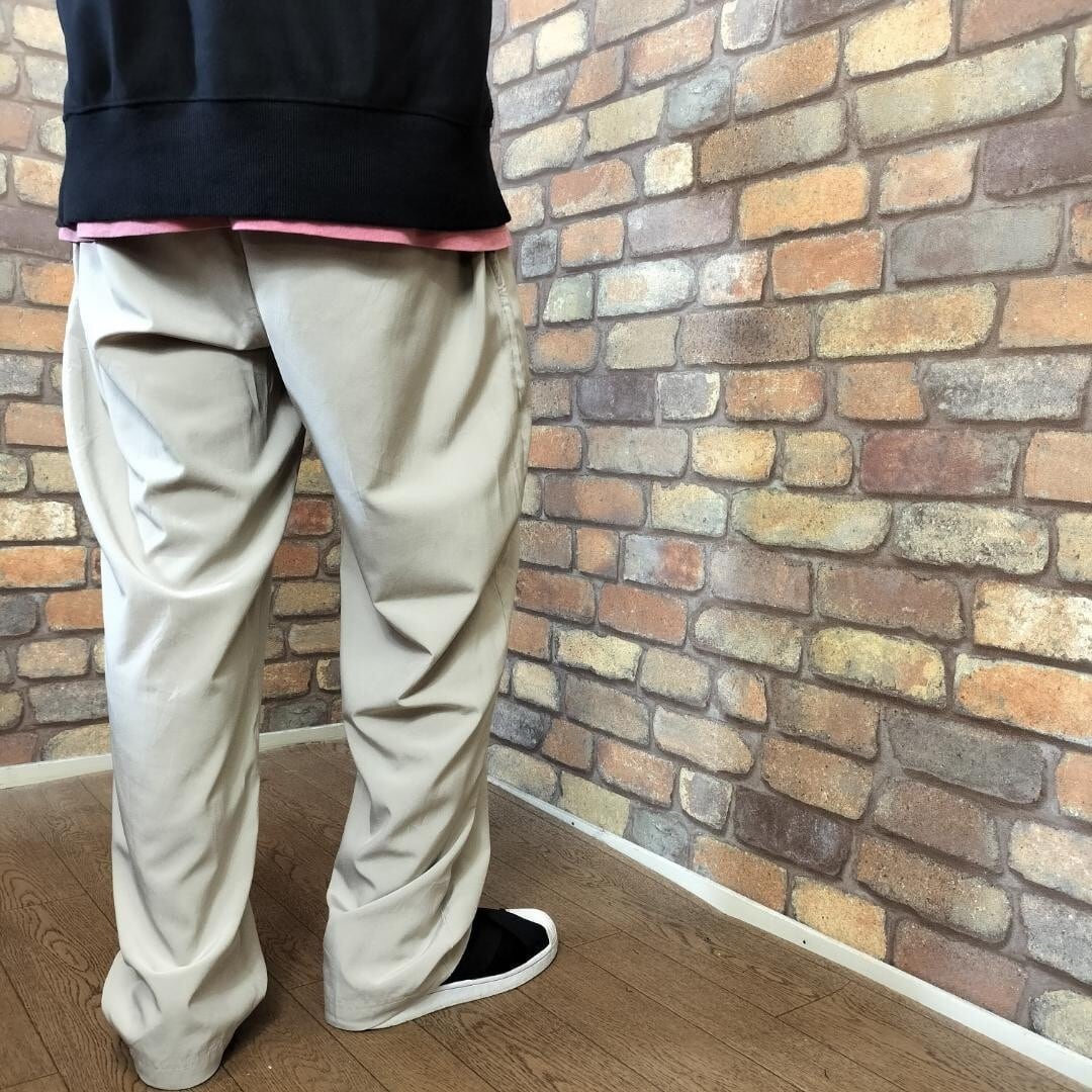 IZOD】ストレッチ カラーパンツ【W38】ベージュ チノパン BP2 IZOD】ストレッチ カラーパンツ【W38】ベージュ チノパン BP2