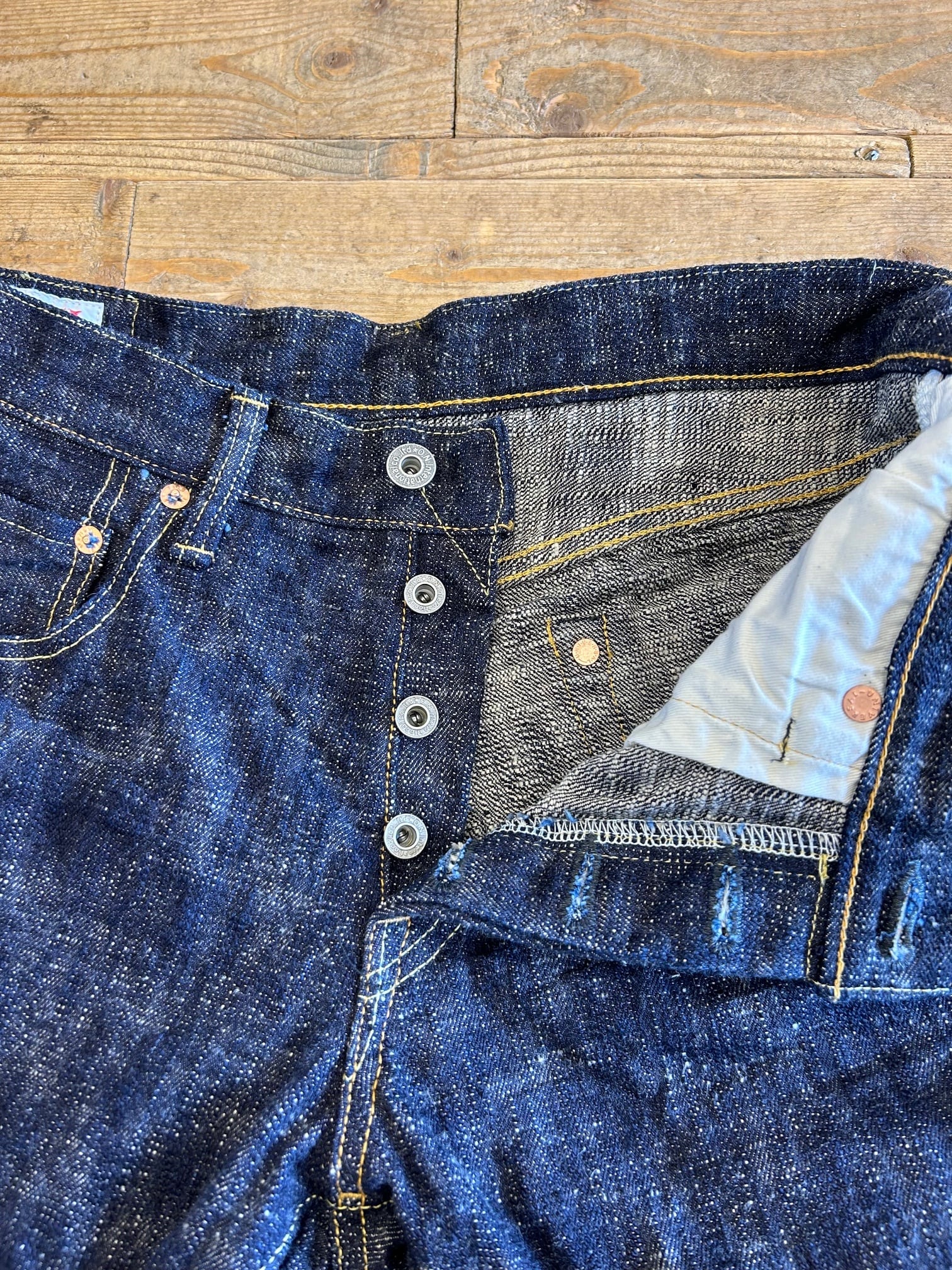 ONI DENIM(鬼デニム)17oz Kasuri Denim-ハイライズリラックス