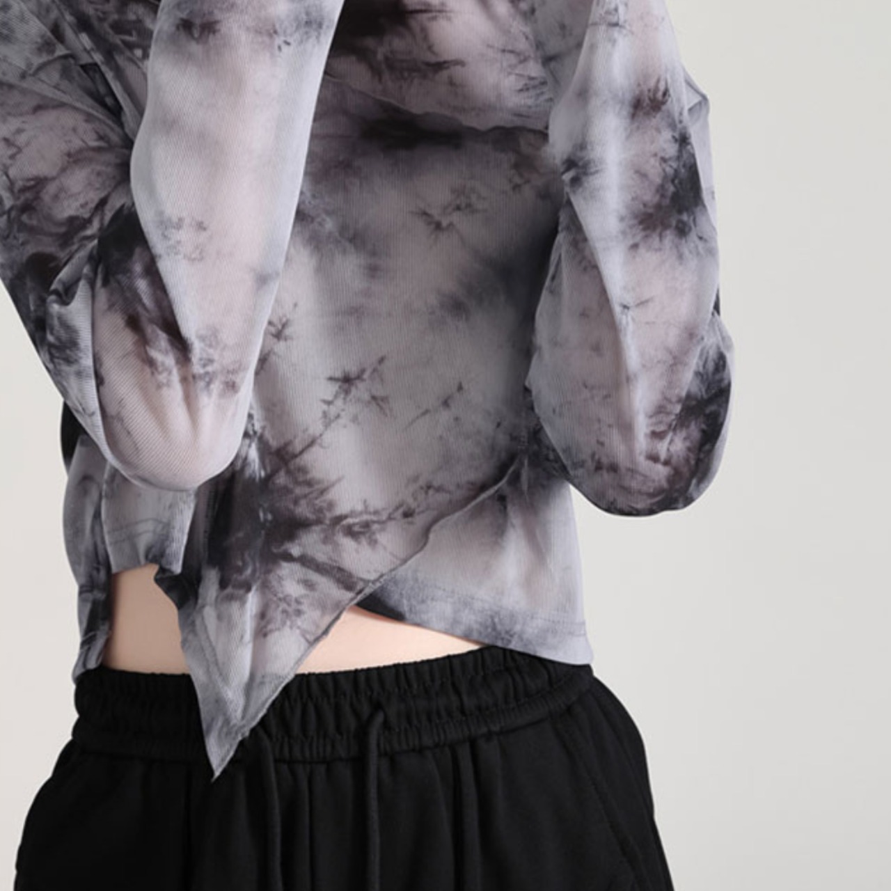 Fashionable round neck long sleeve T-shirt(ME075)