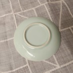 青みがかったお皿