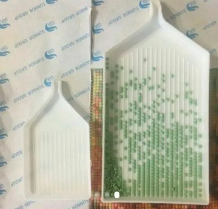 もう地獄ゾーンも怖くない‼️ビッグトレイ⭐️ダイヤモンドアートにも！即購入歓迎⭐️