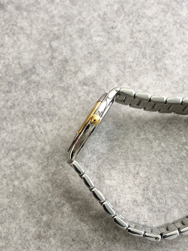 Yves Saint Laurent イヴ・サンローラン 腕時計 シルバー YSL ステンレススチール クォーツ 4620-E66661Y vintage ヴィンテージ オールド pw6bed