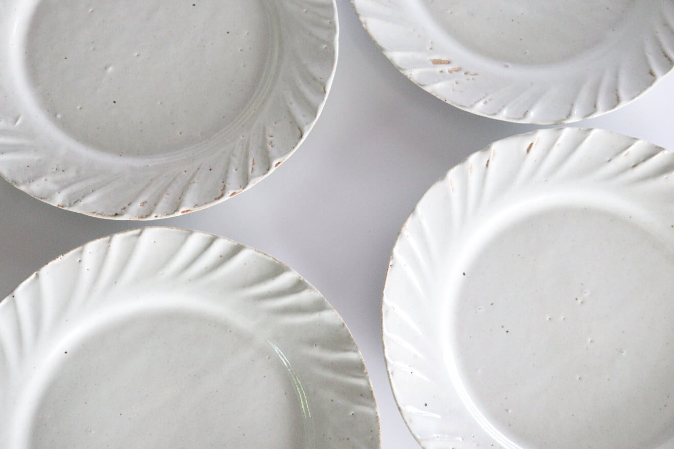 及川静香 波リム皿L白磁 | ao+水玉