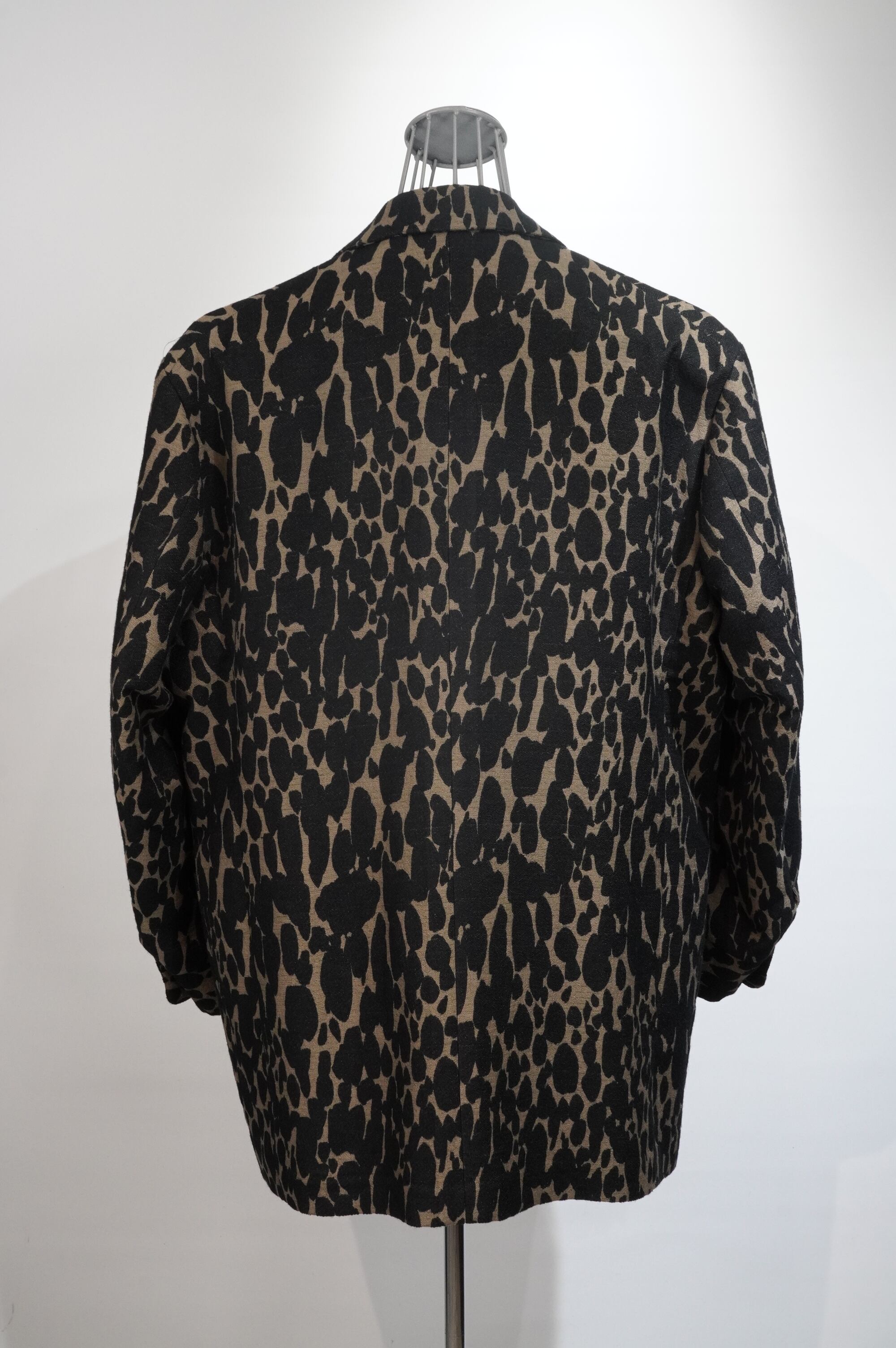 HS-ATTIRE (HAVERSACK) / Banded Drawing Dots Jacquard Double Jacket