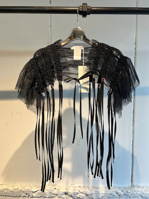 MURRAL  stem tulle collar