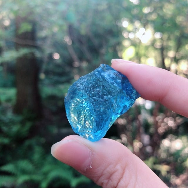 天然石 アンダラクリスタル 水晶 パワーストーン　ロイヤルブルー