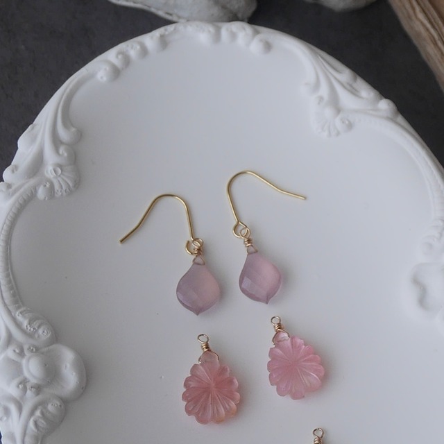 花びらの舞　ライラックオニキス　ローズクオーツ