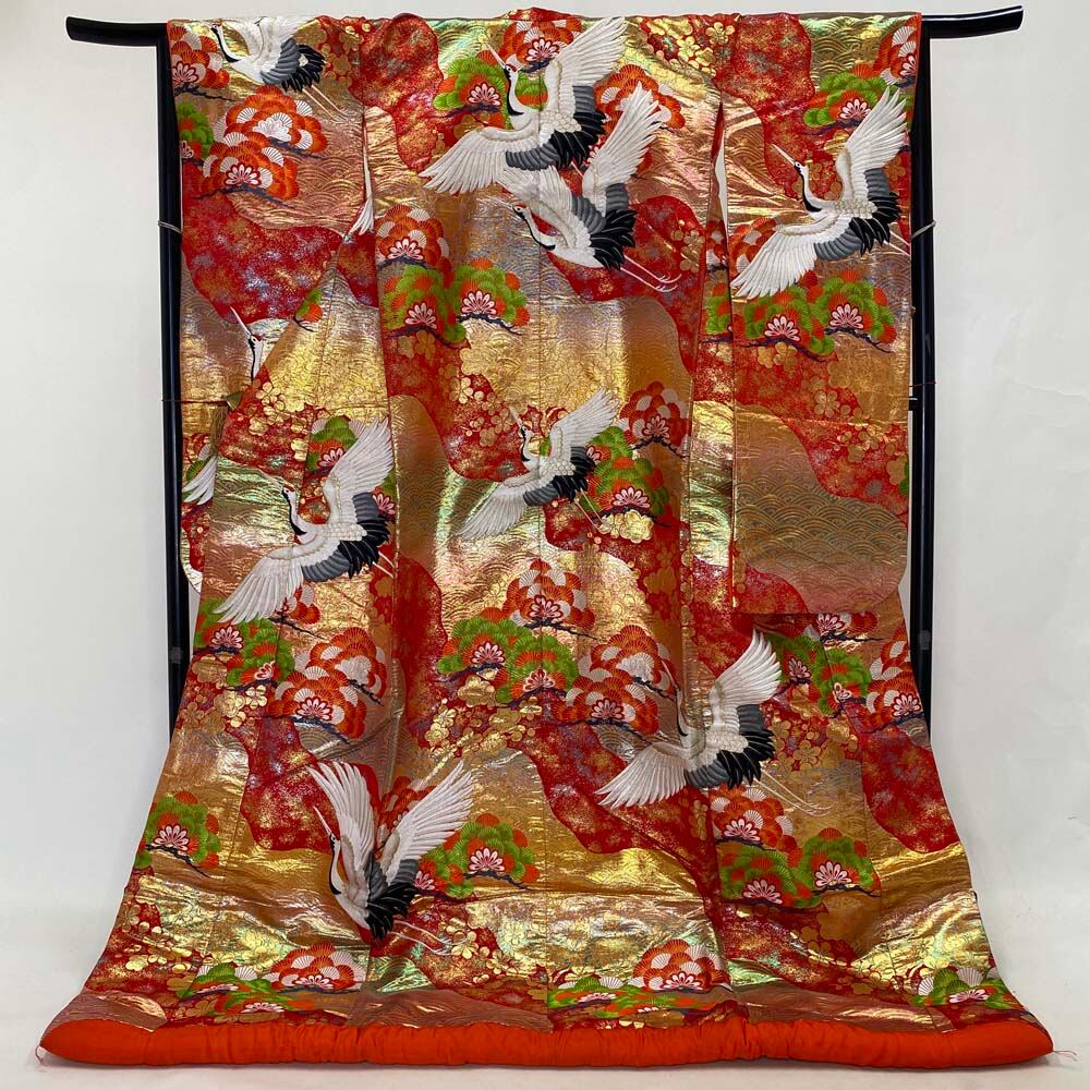 アンティーク着物 打掛 鶴と花刺繍 色打掛 正絹 鶴 刺繍 赤 打掛 Mサイズ 裄66 花嫁衣裳 婚礼