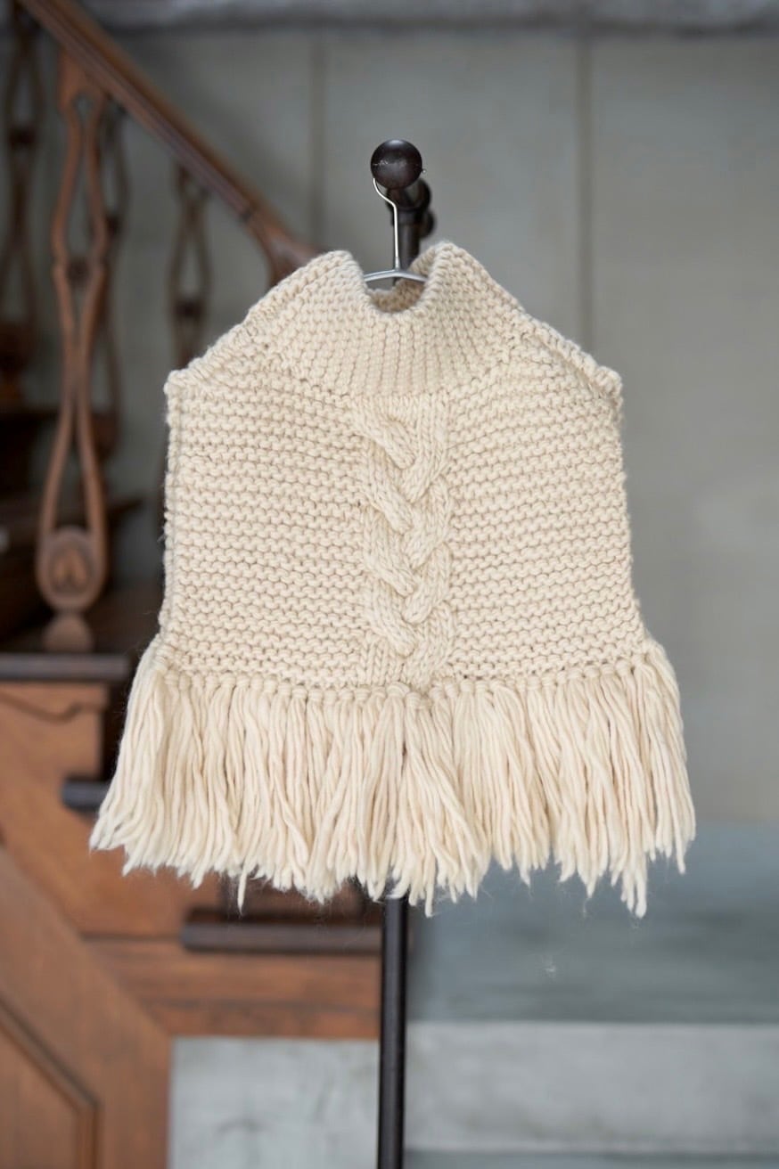 HYKE CABLE-KNIT SWEATER NECK WARMER | www.1nvrc.com