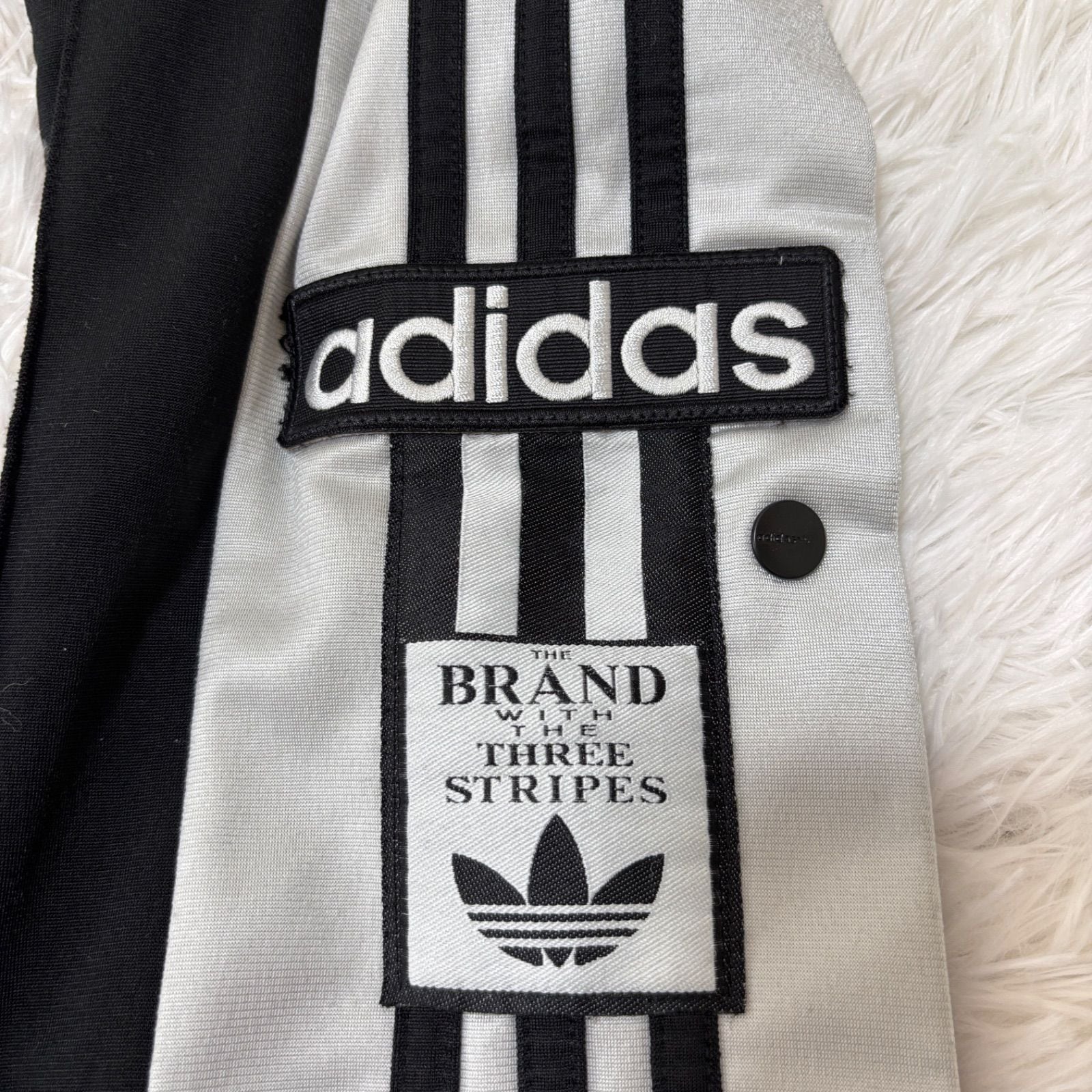 ブラックピンク着用 BLACKPINK着用 adibreak アディブレイク adidas