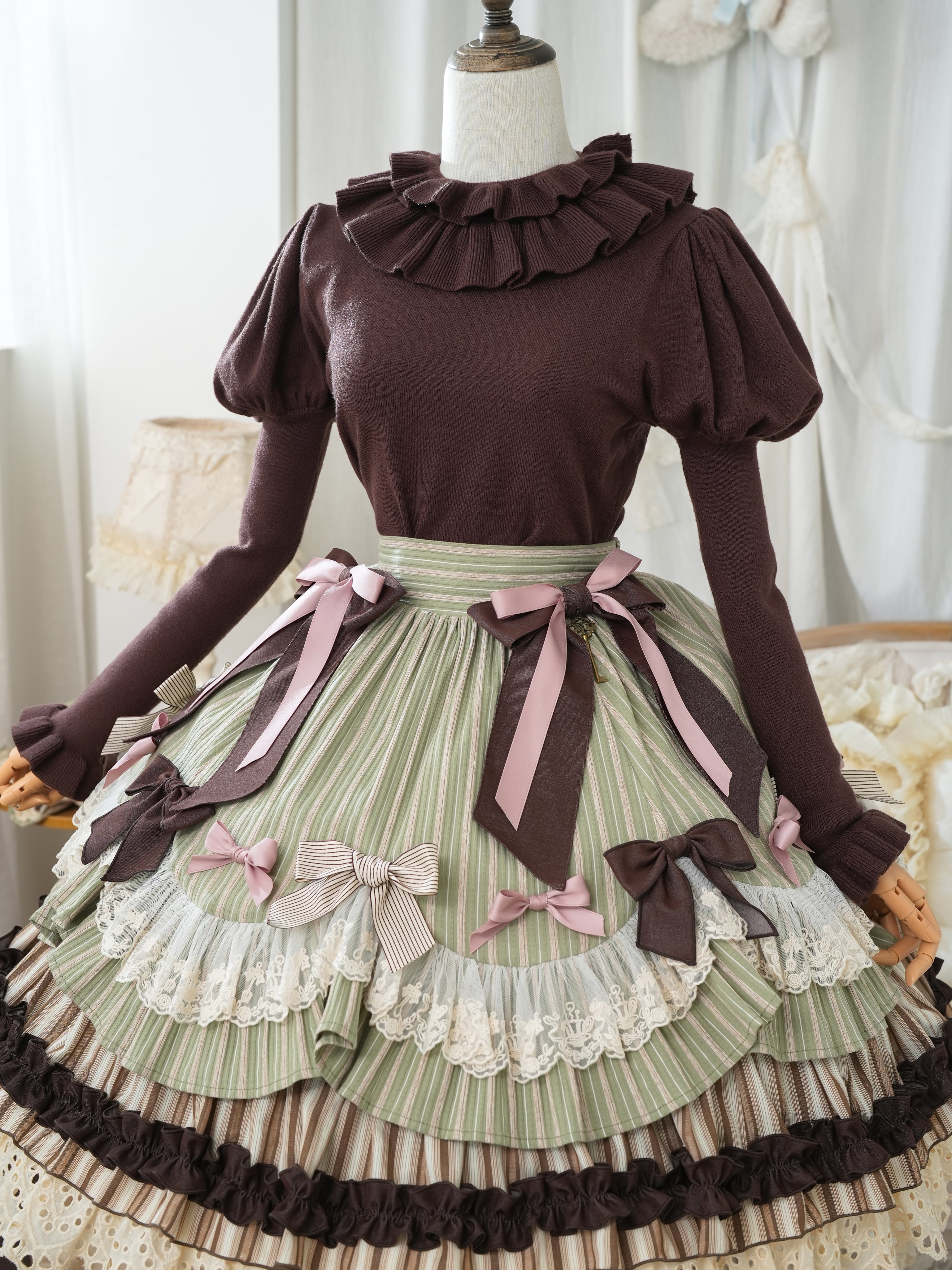 フラッフィ・ベーカリー サスペンダー付きスカート | HoshibakoWorks