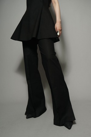 SLIT HEM PANTS (BLACK) 2405-94-48PT