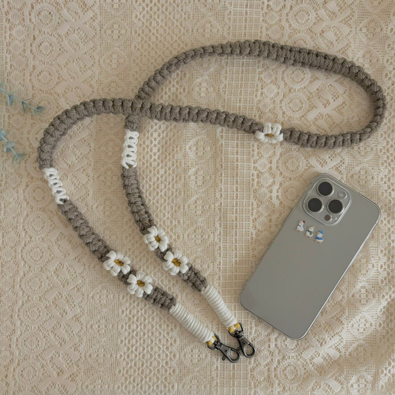 フラワー手編み スマホストラップ (MPH15) | Naturalsoul