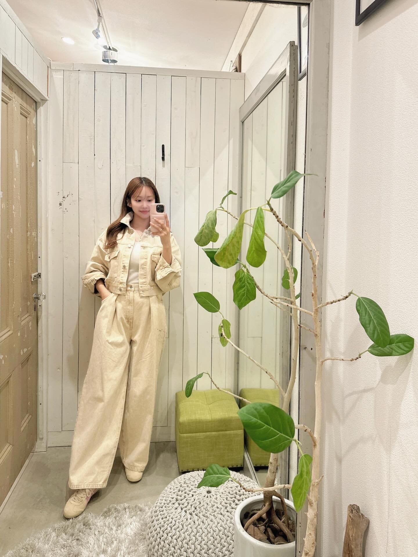 人気【LIFE is】カラーデニムパンツ ¥6,990+tax