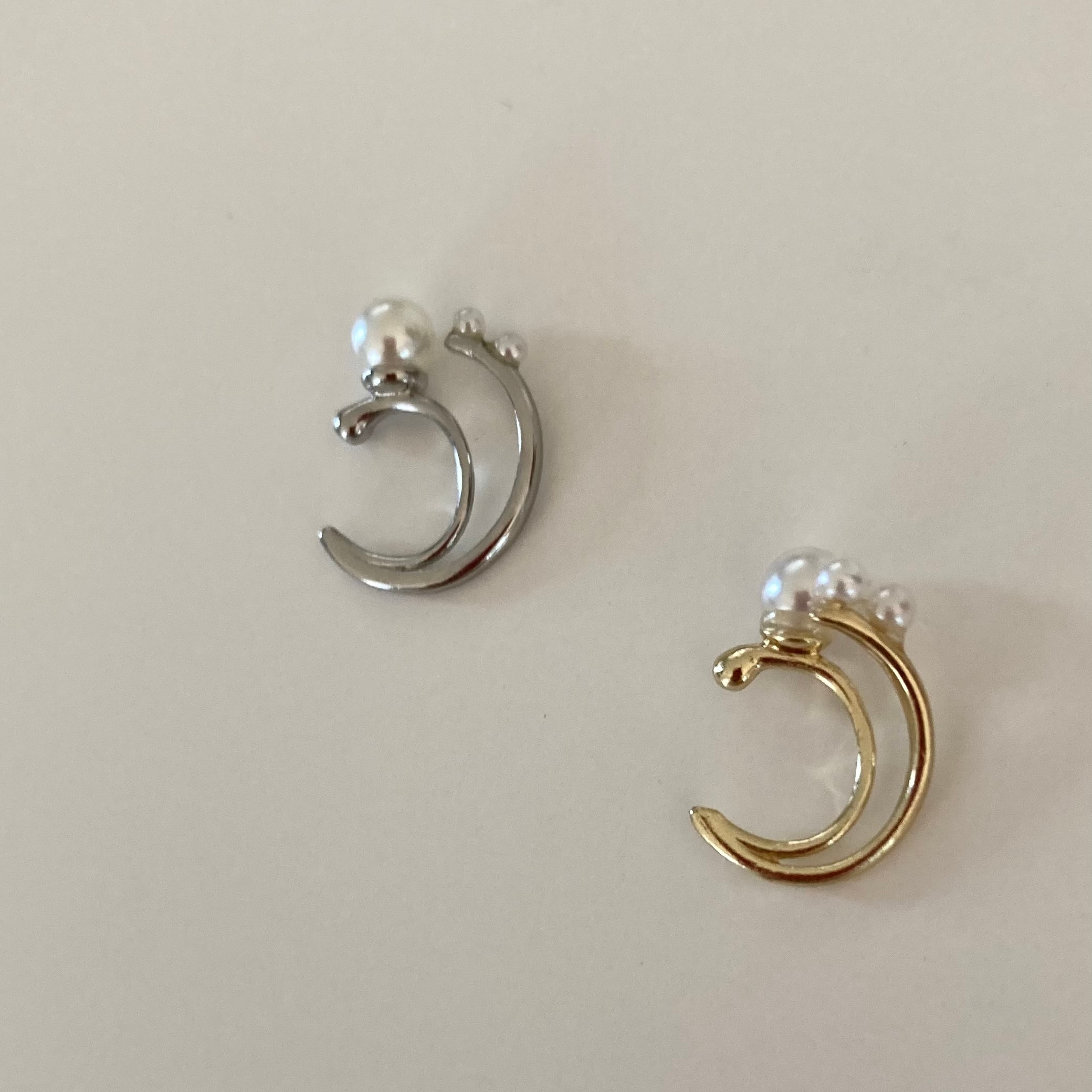 パールイヤーカフ