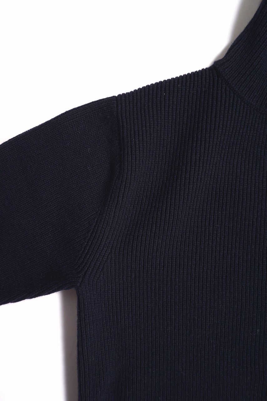 Hand Framed High Neck P/O