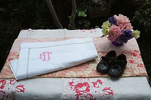 english vintage pink monogram cotton pillow case  イギリス　ヴィンテージ　ピンクモノグラム　ピローケース　クッションカバー