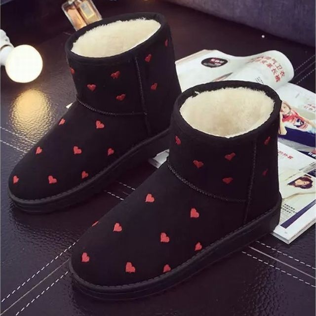 ハート柄ショートムートンブーツ BLACK (DCT-537801734675)