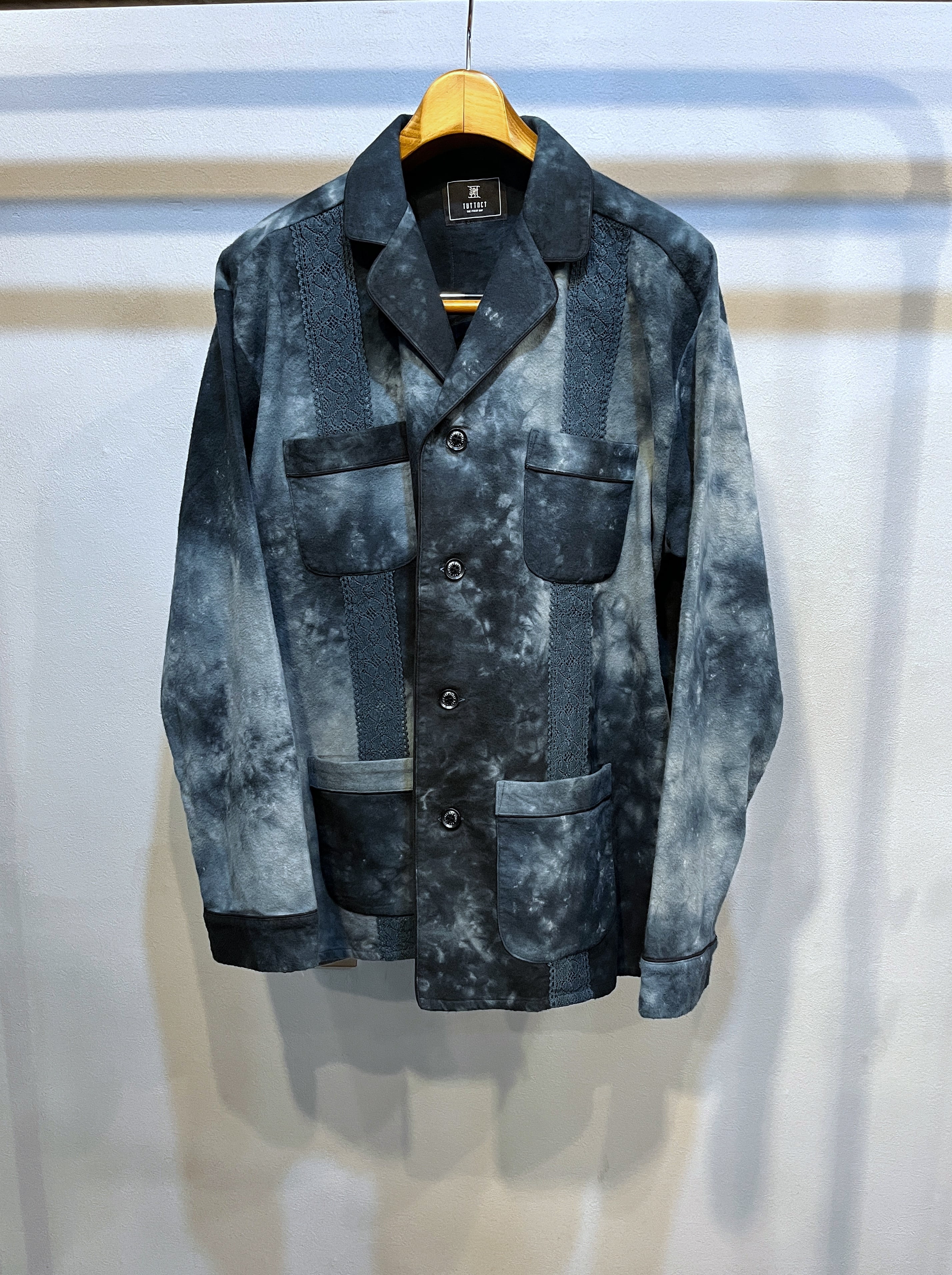 AUBERGE / COCO / Black × Beige | mutts