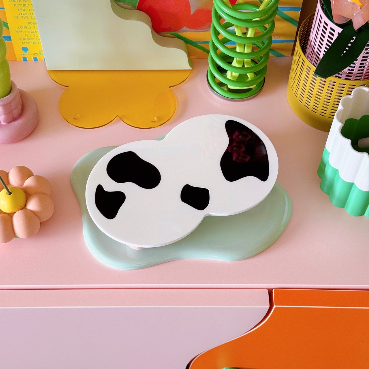 mowmow bi-chiku tray - 2