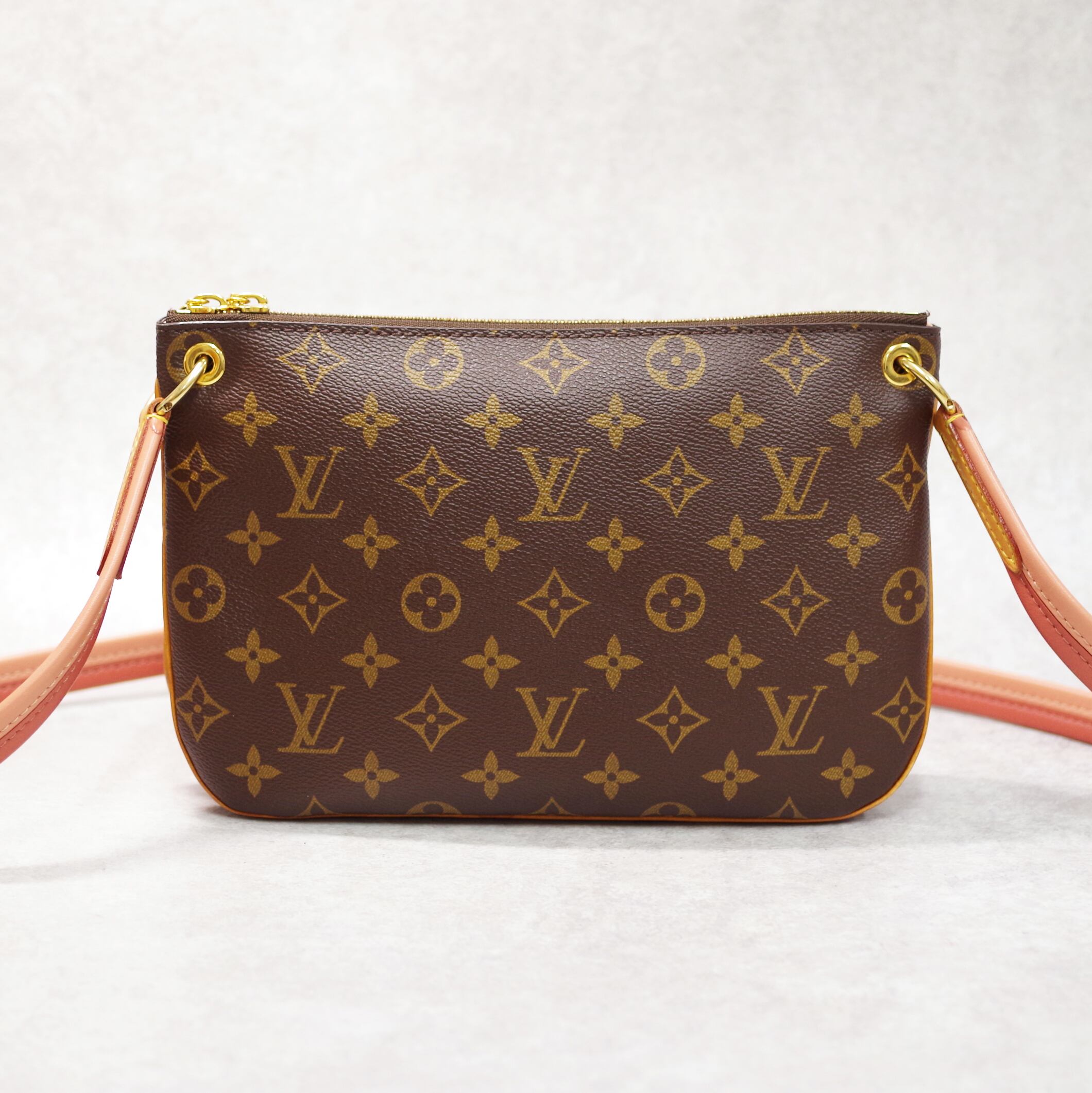 LOUIS VUITTON ルイ・ヴィトン モノグラム ロレッタ ショルダーバッグ