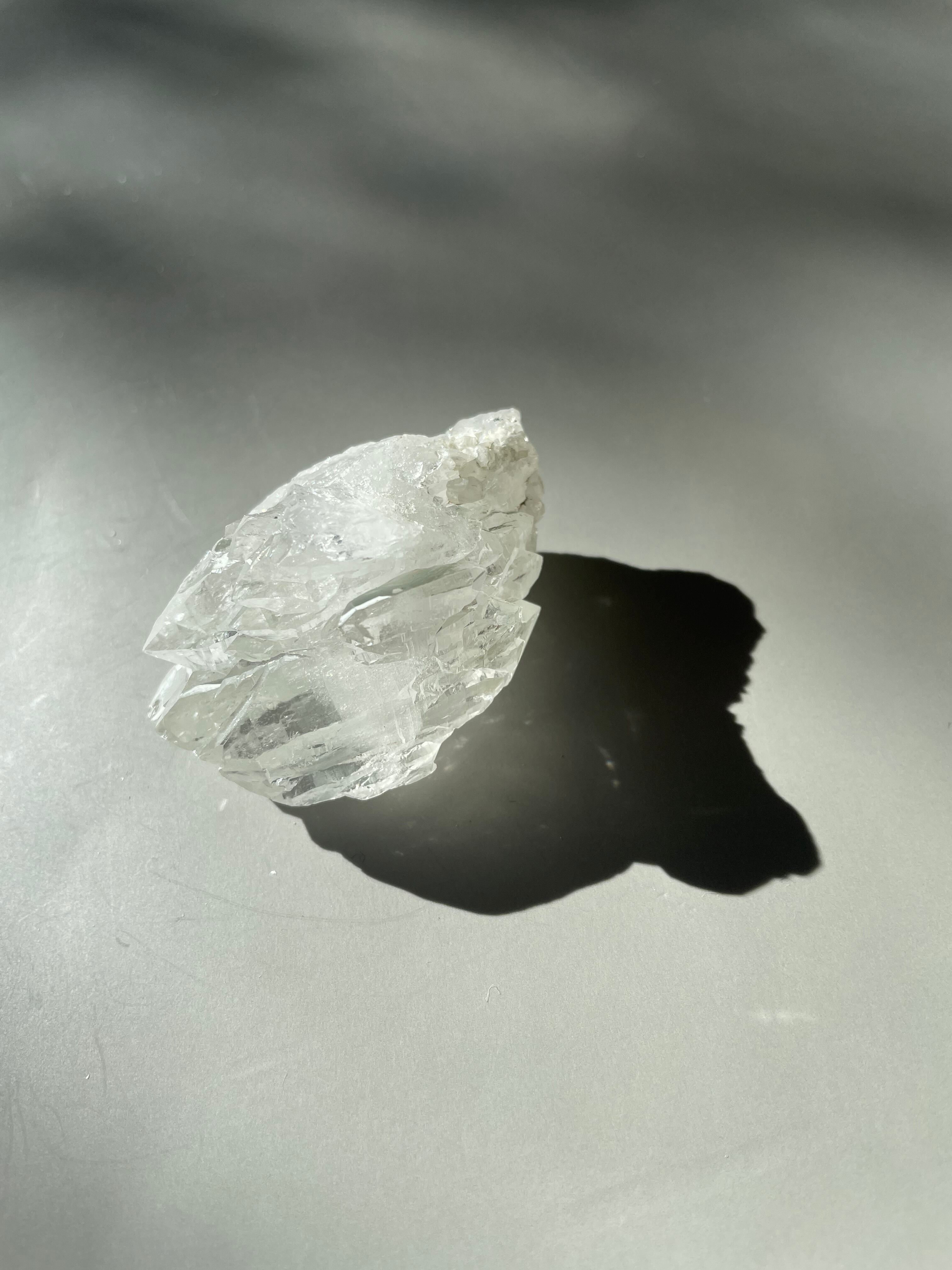 グウィンデル水晶(ねじれ水晶)　ヒマラヤ