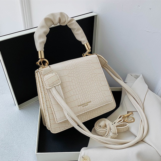 Shangxinスモールバッグハンドバッグ2020新しいトレンディなファッションオールマッチショルダーメッセンジャーバッグバージョンのネットレッドポータブルスモールスクエアバッグ Tiancai_Wing_Bag9049734