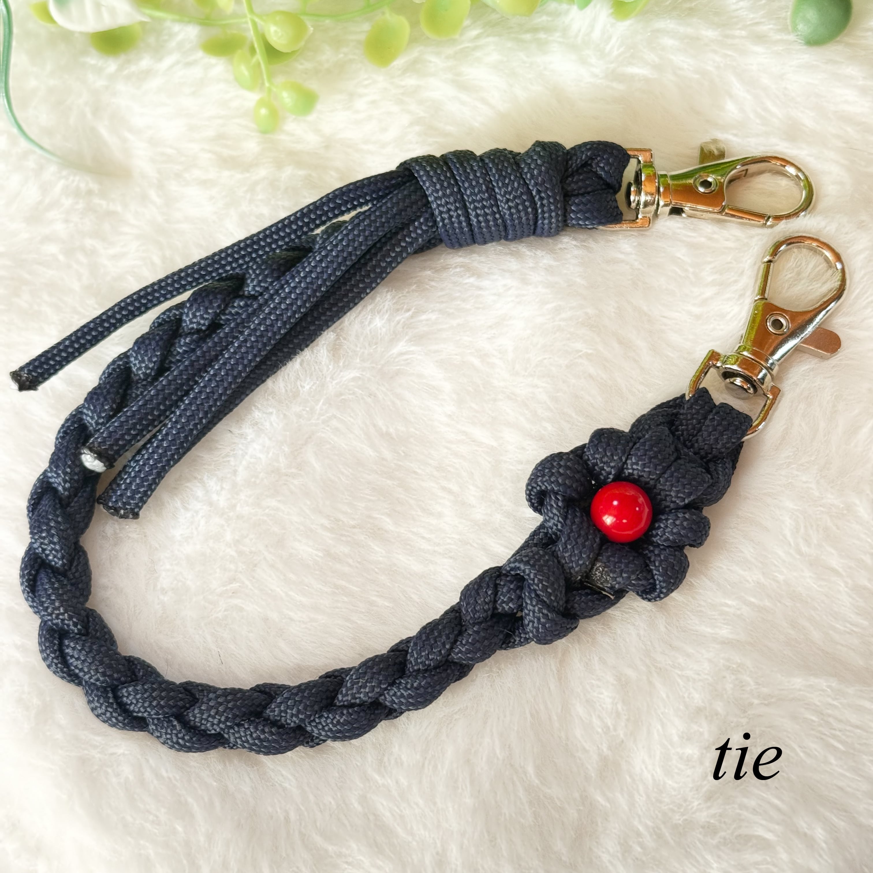 パラコード ハンドメイド スマホストラップ ストラップ | tie