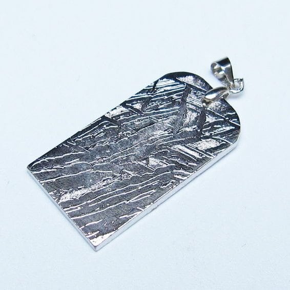 ギベオン ペンダント 隕石 メテオライト 一点物 112-13485