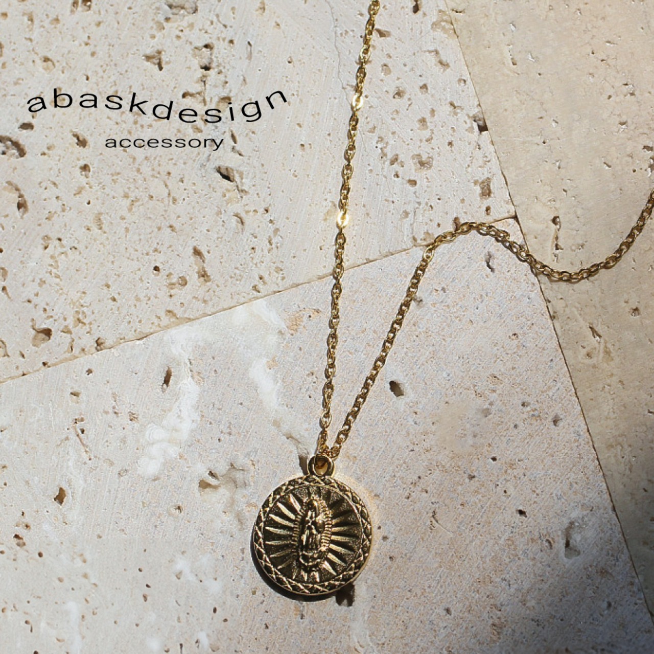 【ネコポス便】ネックレス コインネックレスB マリア コイン メダル 金属アレルギー サージカルステンレス つけっぱなし 金アレ対応 2056