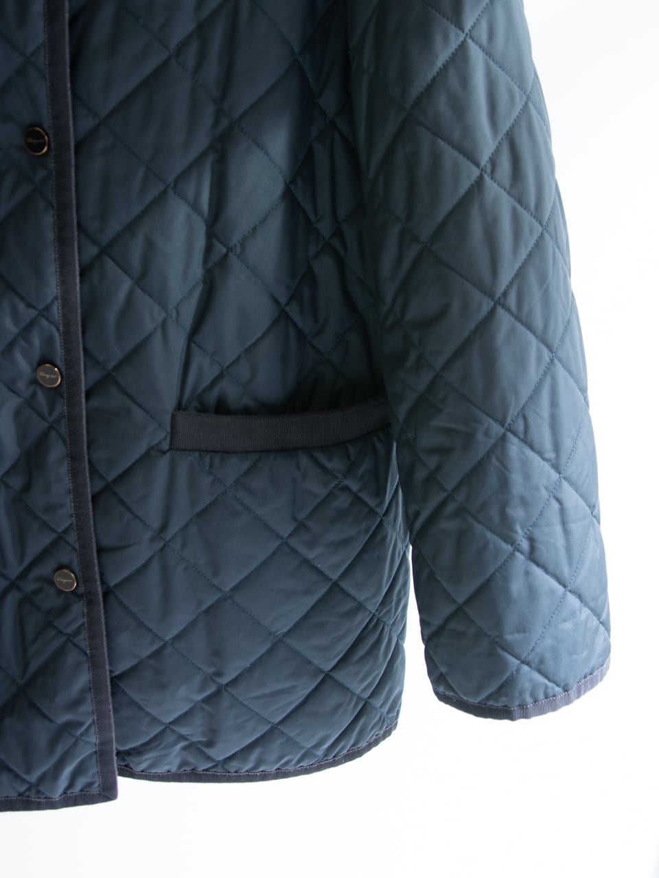 【Salvatore Ferragamo】Made in Italy 100%Polyester Quilting Jacket(サルヴァトーレ フェラガモ イタリア製 中綿入りポリエステルキルティングジャケット)