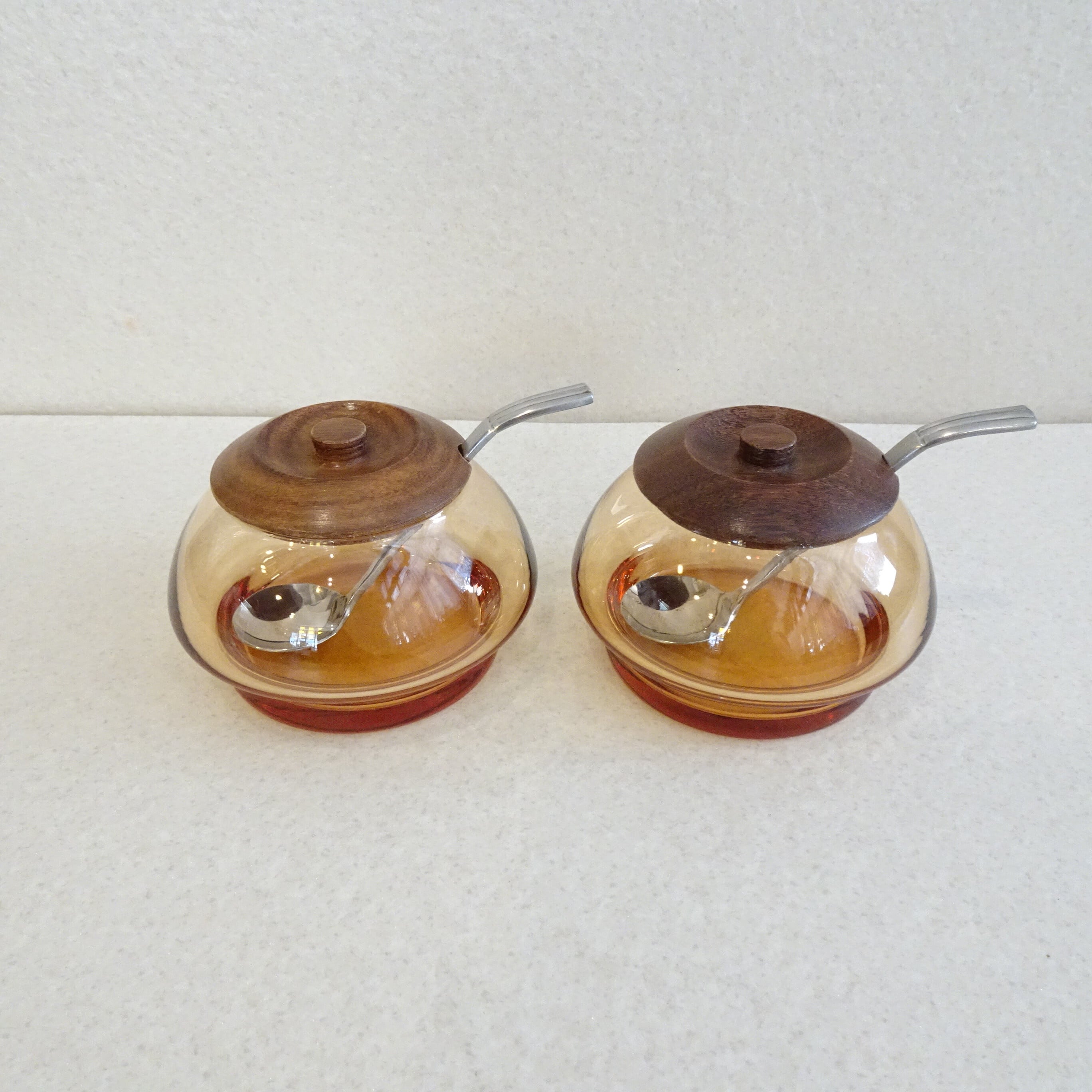 アンバーガラスシュガーポット2個セット(美品)