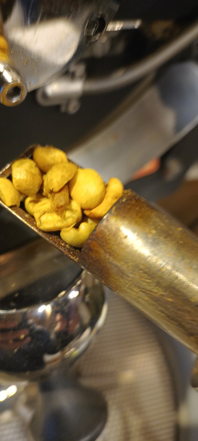 NAKAJIのモカブレンド　中煎りよりやや中深煎り [コーヒー粉:1kg] 穏やかなフルーツフレーバー
