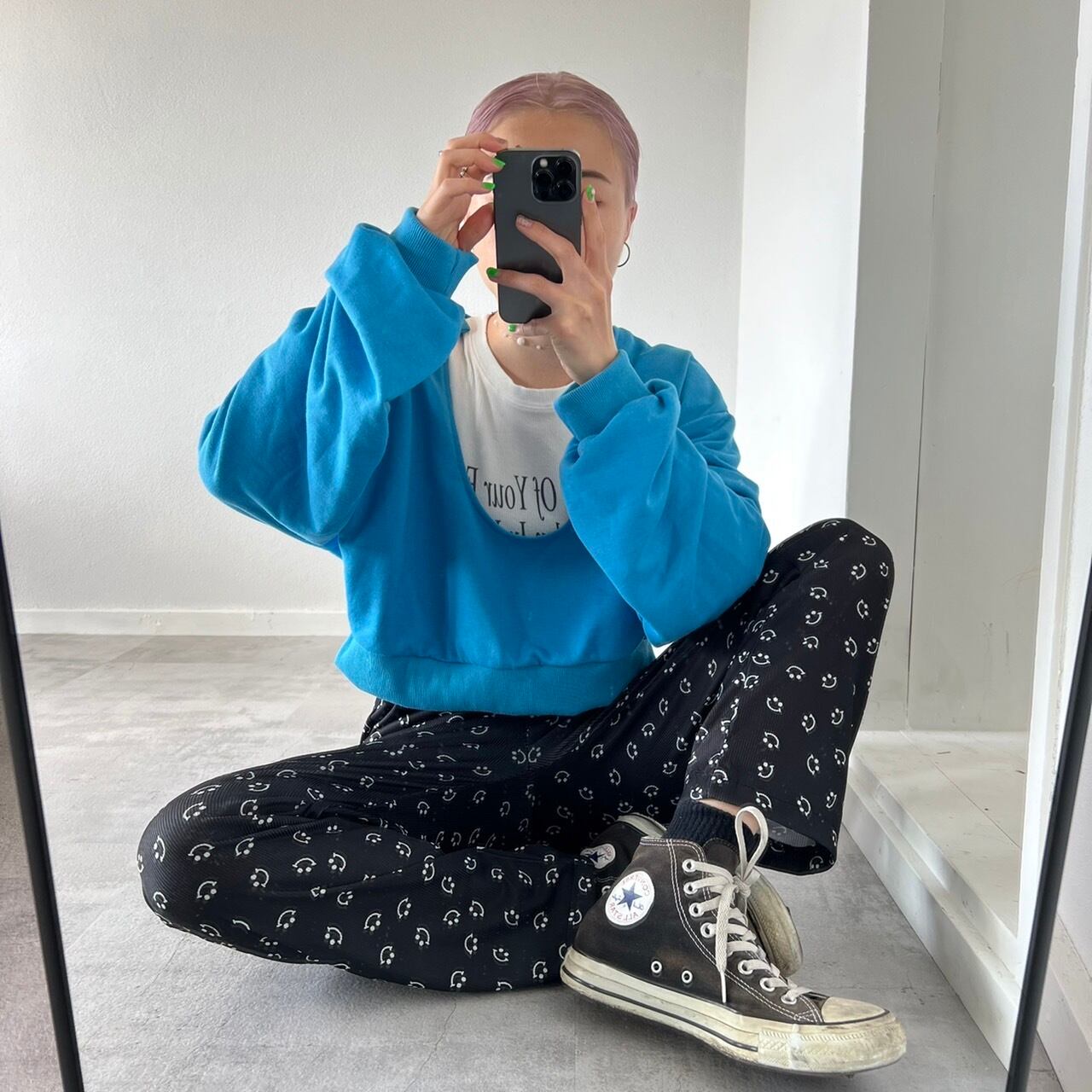 ショート丈Uネックスウェットトップス_LN01069