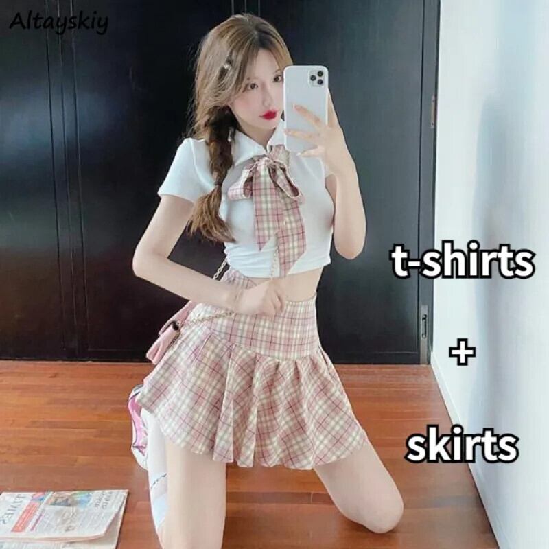 【新作】【送料無料】 ツーピースセット女性クロップトップス Tシャツチェック柄ミニスカートプレッピースタイルガーリッシュ入札ファッションホットスイート美的カジュアル夏 0389247663667