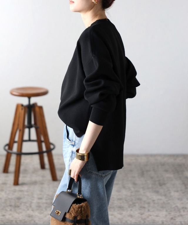スウェットライクサイドスリットニットプルオーバー