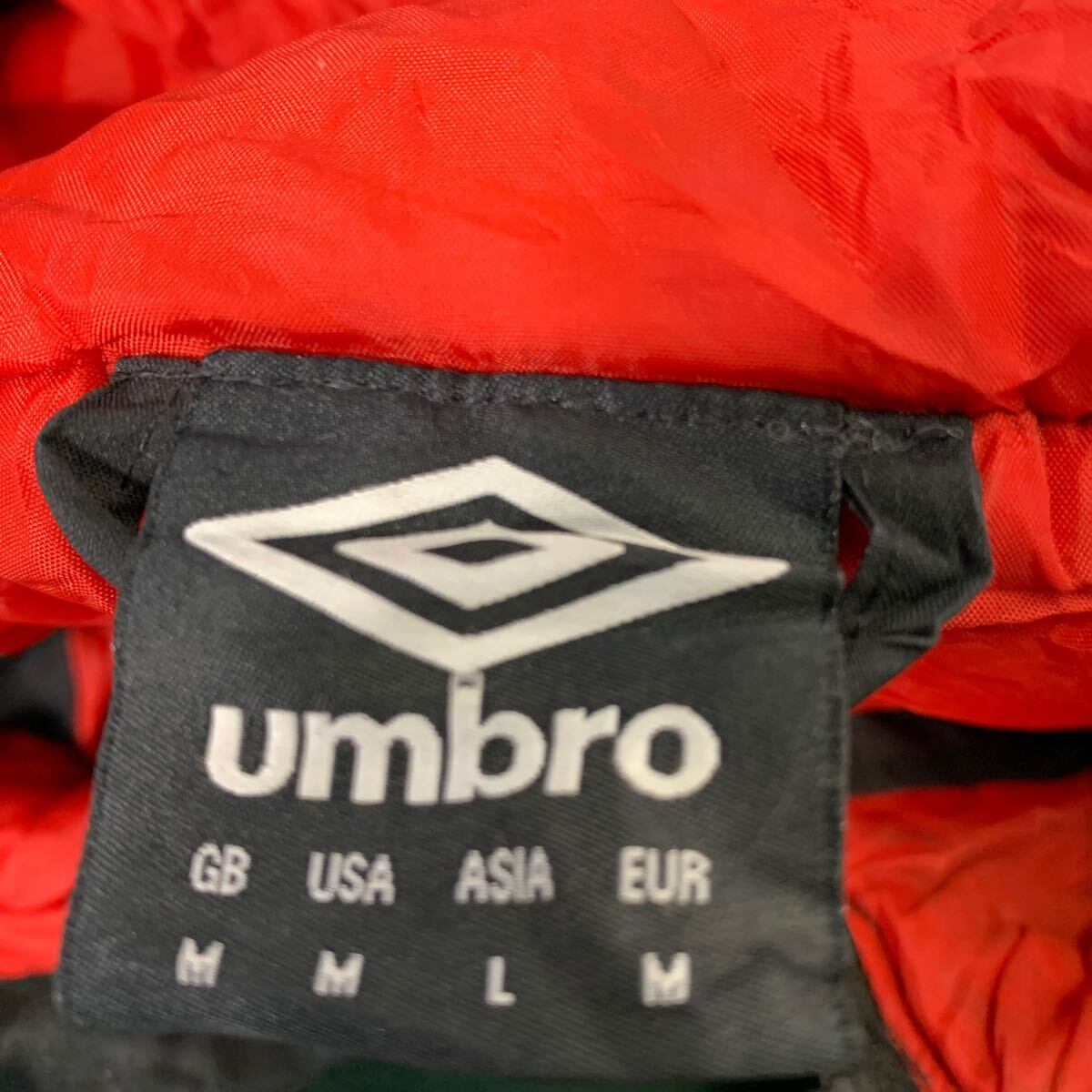 UMBRO ジップアップ ナイロンベンチコート M 150〜 キッズ ブラック