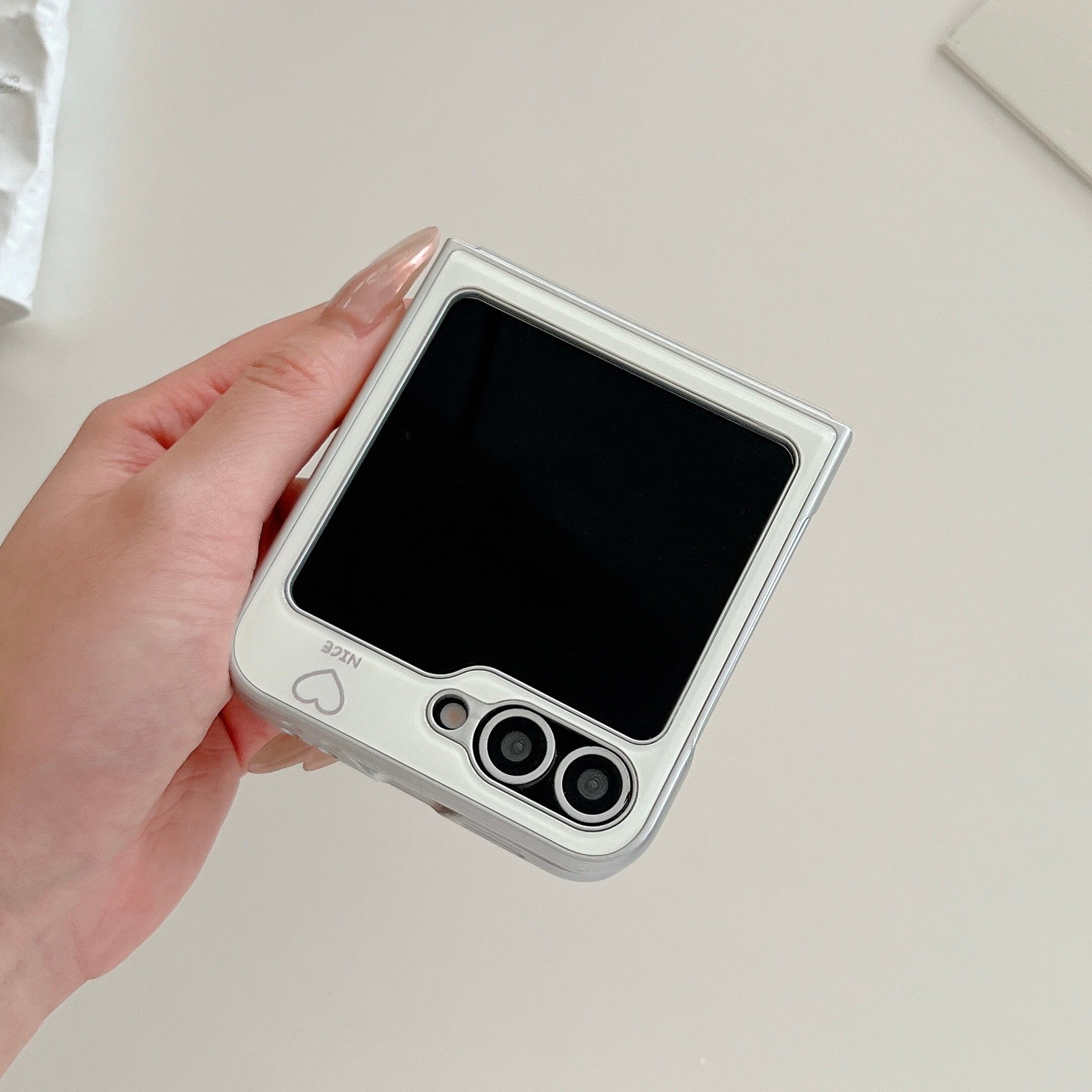 3色展開 ハート柄 Galaxy Z Flip 8 7 6 5 4 ケース ツヤあり かわいい