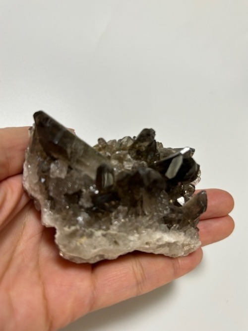 モリオン水晶クラスター約153g