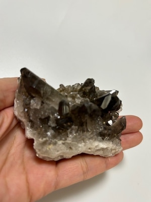 モリオン水晶クラスター約153g