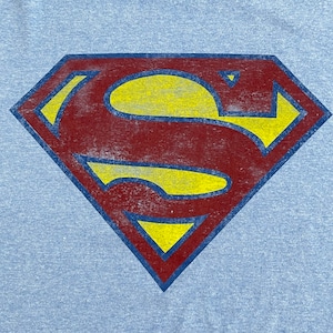 【SUPERMAN】2XL ビッグサイズ Tシャツ スーパーマン キャラt アメコミ DCコミック 映画 ヒーロー ロゴ プリント 半袖 ライトブルー US古着