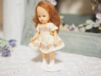 小さなナンシー・アン  花柄金茶リボン　Flower Girl 「Nancy Ann Story Book Doll」（アイ溶けあり） 画像8